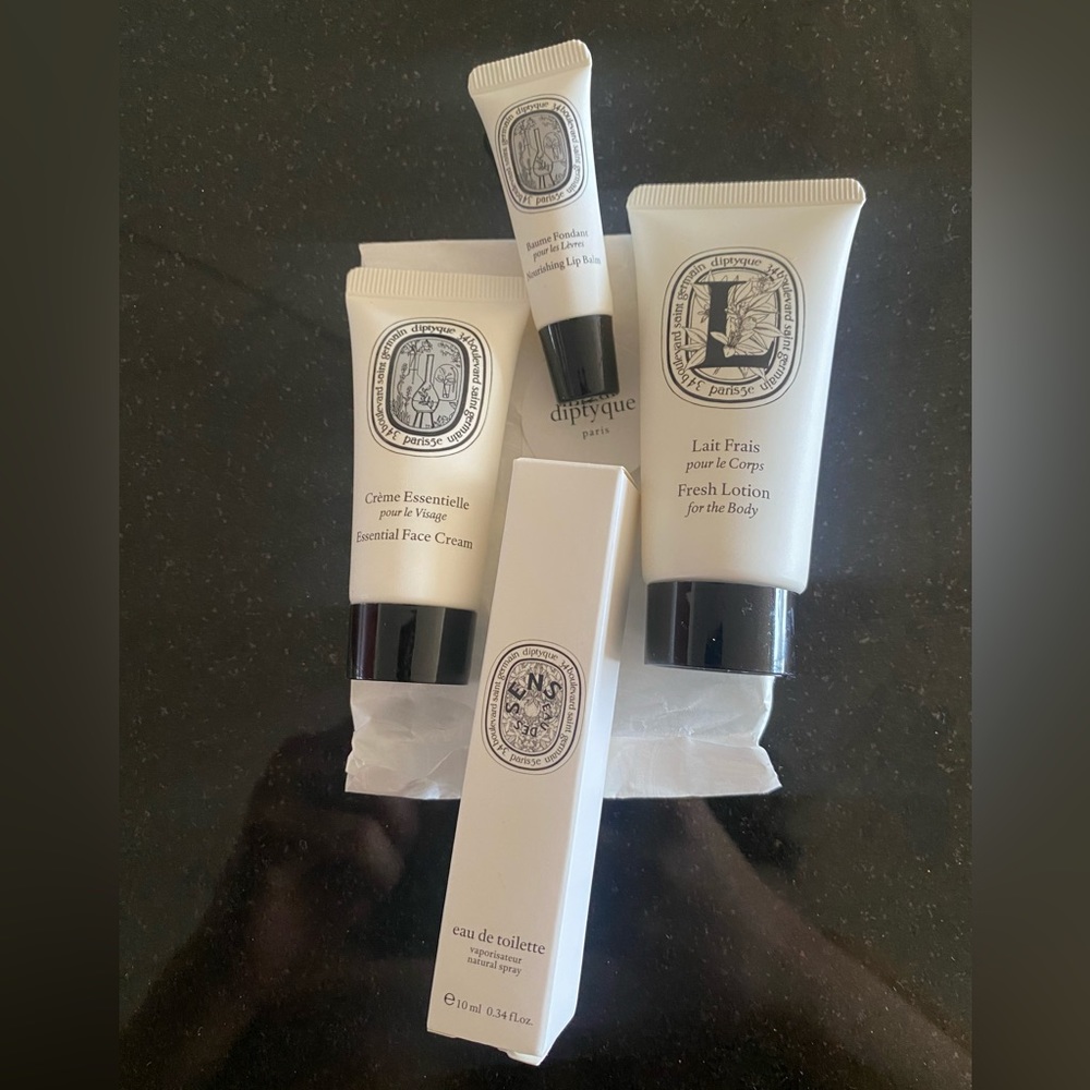 Diptyque Travel Toiletries - Face cream, lip balm, hand lotion, eau de toilette